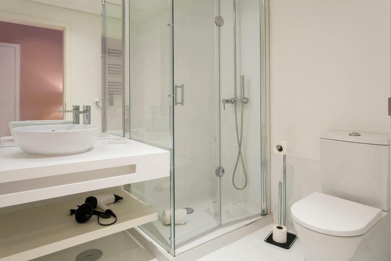 Joivy Sublime 2Br Apt On Restauradores Square Nearby Rossio Station Lisbon Exterior photo